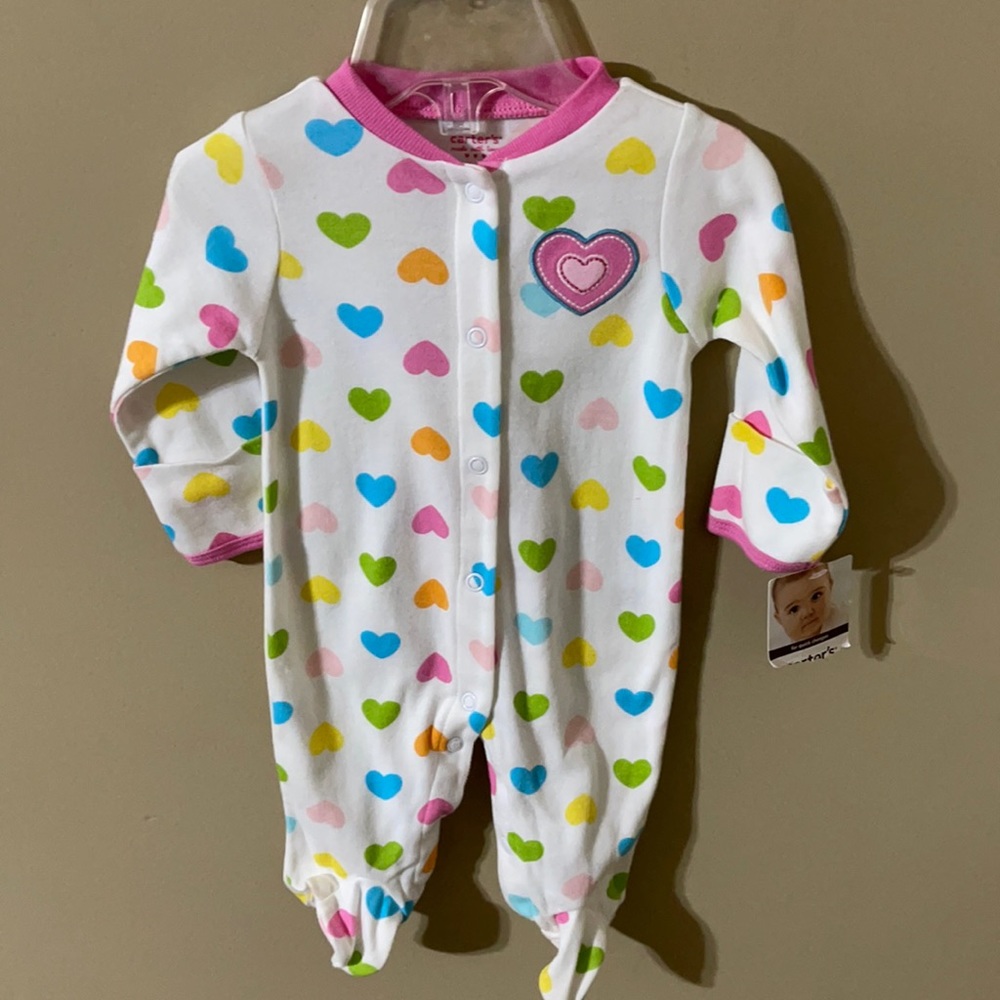 Girl’s Newborn Sleep and Play
